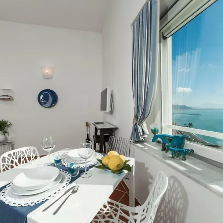 La 48 Holiday home